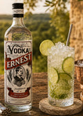 Ernest Vodka, cocktail au citron vert en mise en situation extérieure