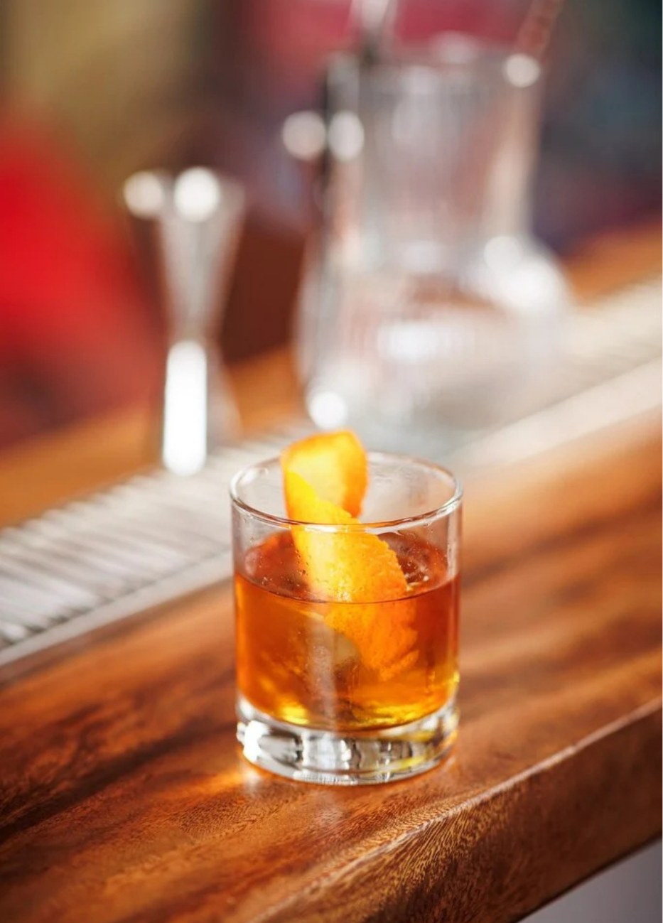 Pointe Blanche Single Malt Finish Pineau des Charentes — cocktail servi au bar