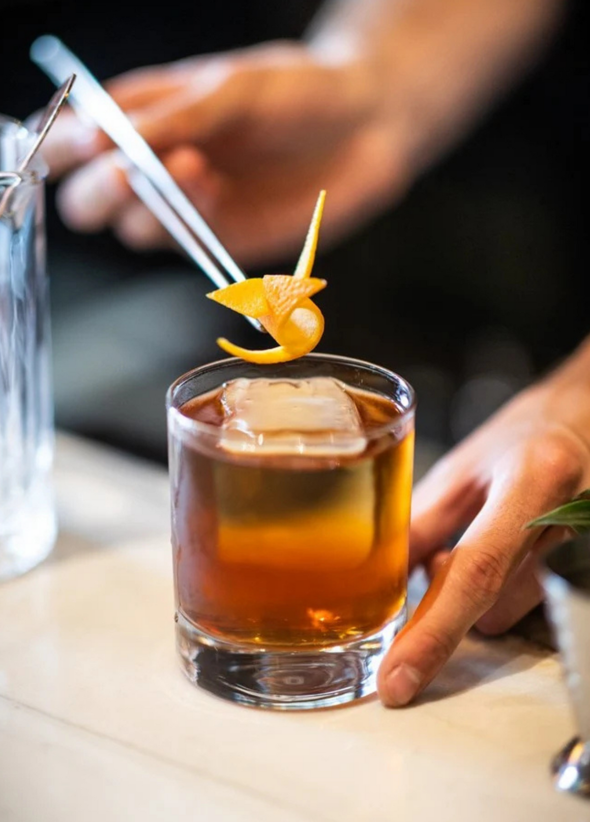Cocktail au Cognac Planat Organic VS – service au bar
